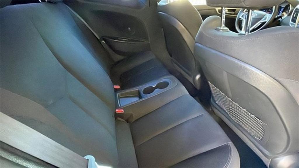 2017 Hyundai Veloster - $17,000