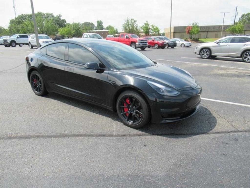 2021 Tesla Model 3 - $35,500