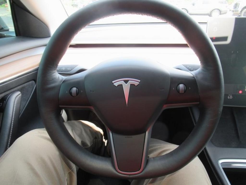 2021 Tesla Model 3 - $35,500