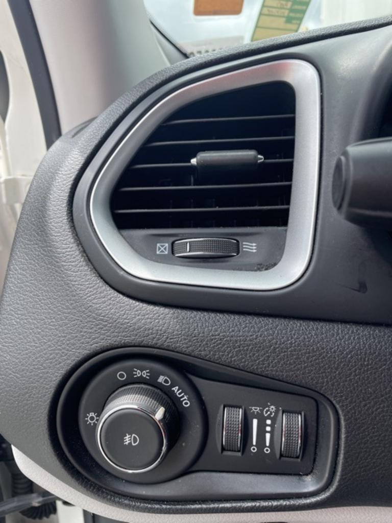 2018 Jeep Renegade - $15,000