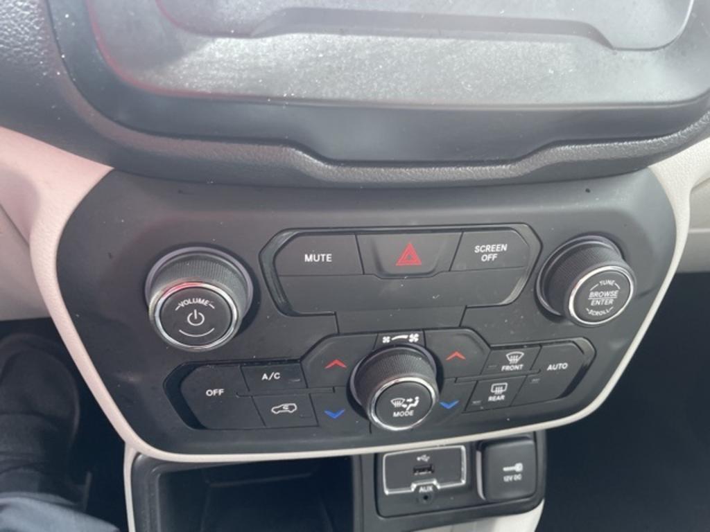 2018 Jeep Renegade - $15,000