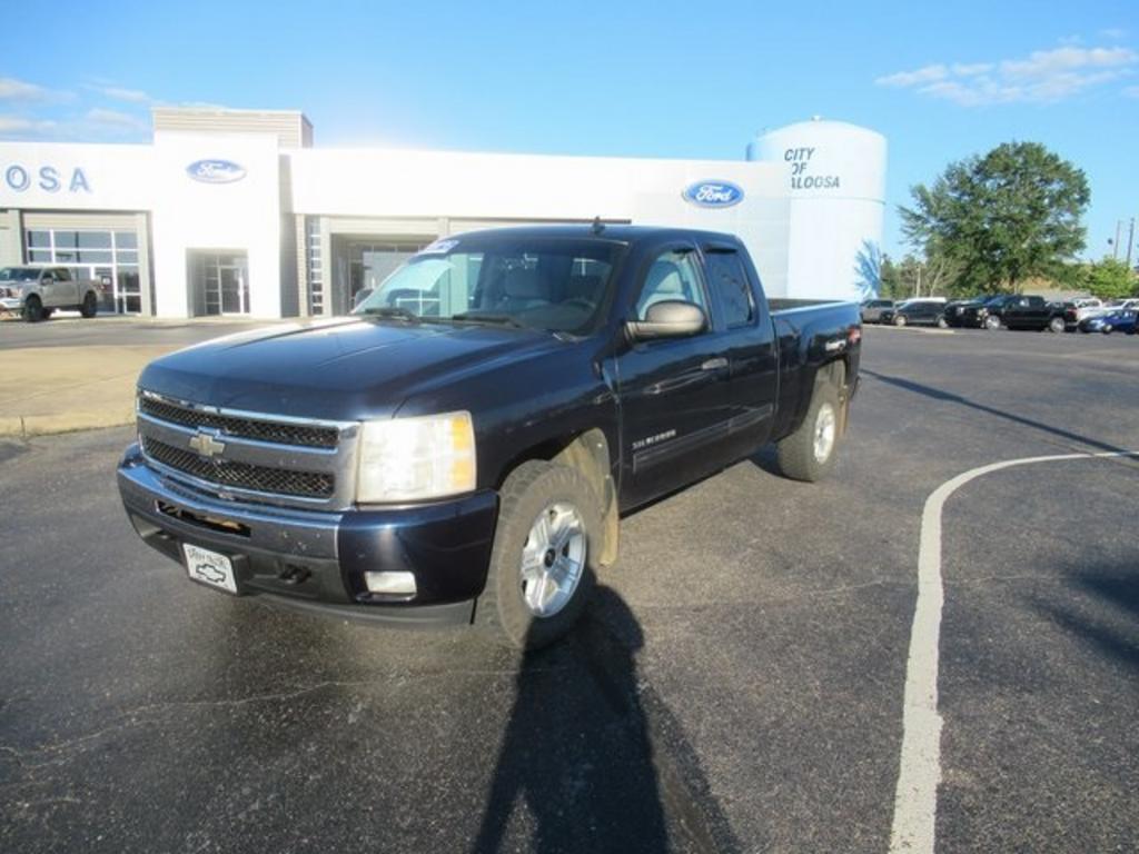 2011 Chevrolet Silverado - $13,500
