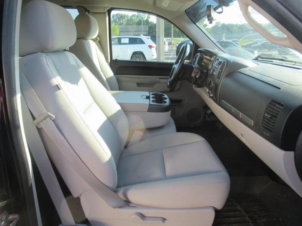 2011 Chevrolet Silverado - $13,500