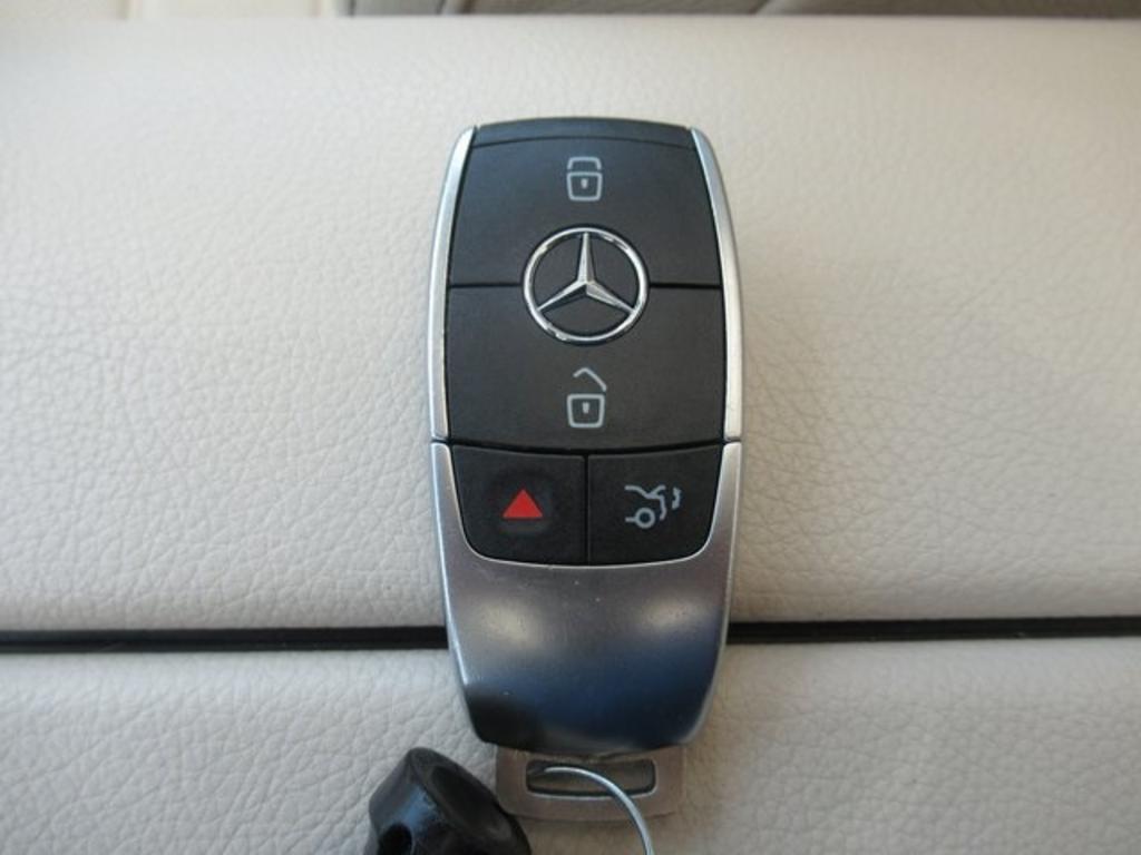2021 Mercedes-Benz GLE GLE 580 photo
