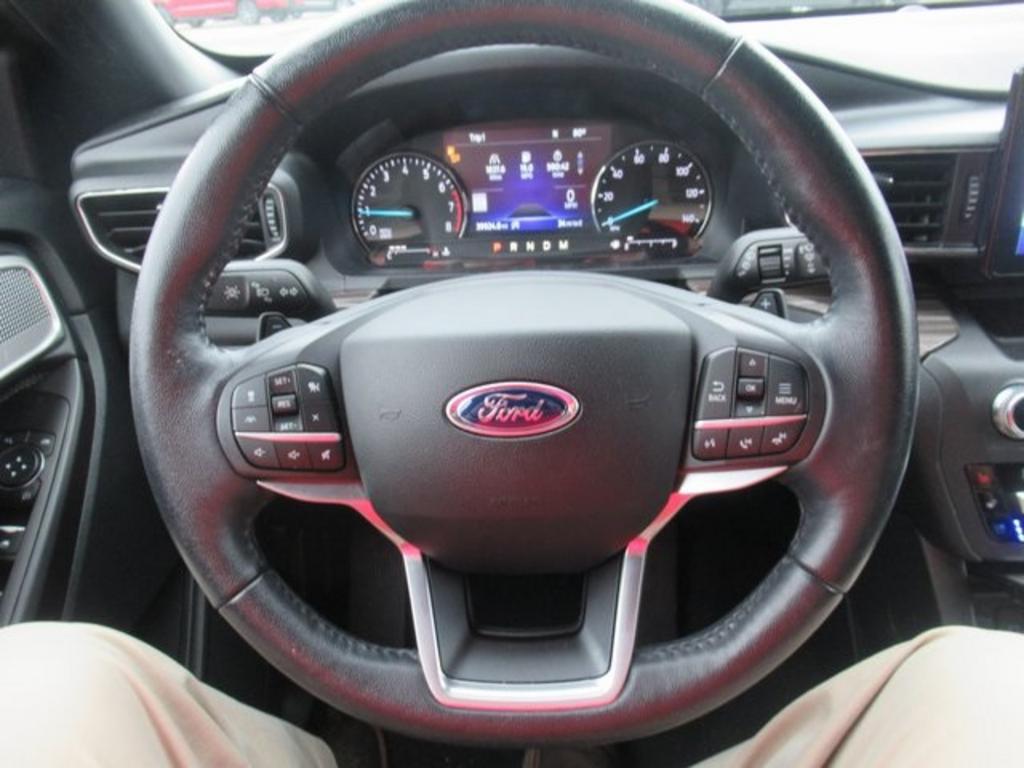 2020 Ford Explorer - $35,000