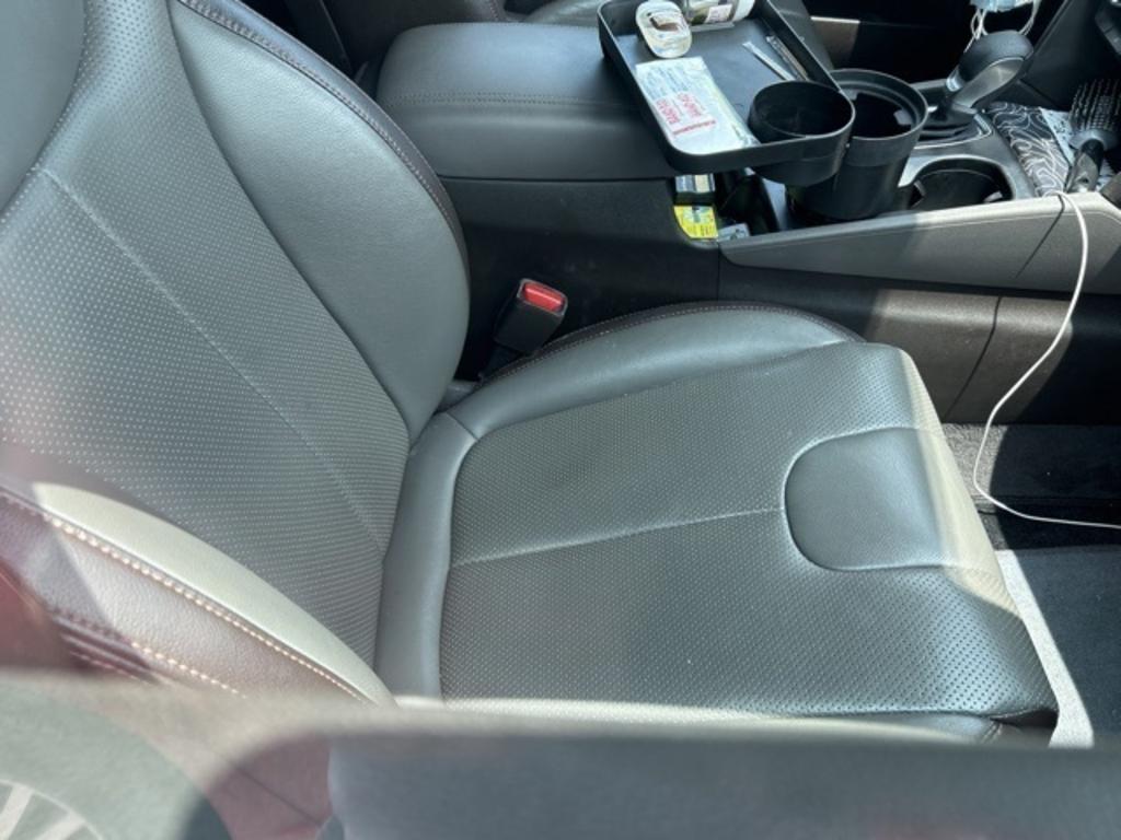 2019 Hyundai Santa Fe - $19,000