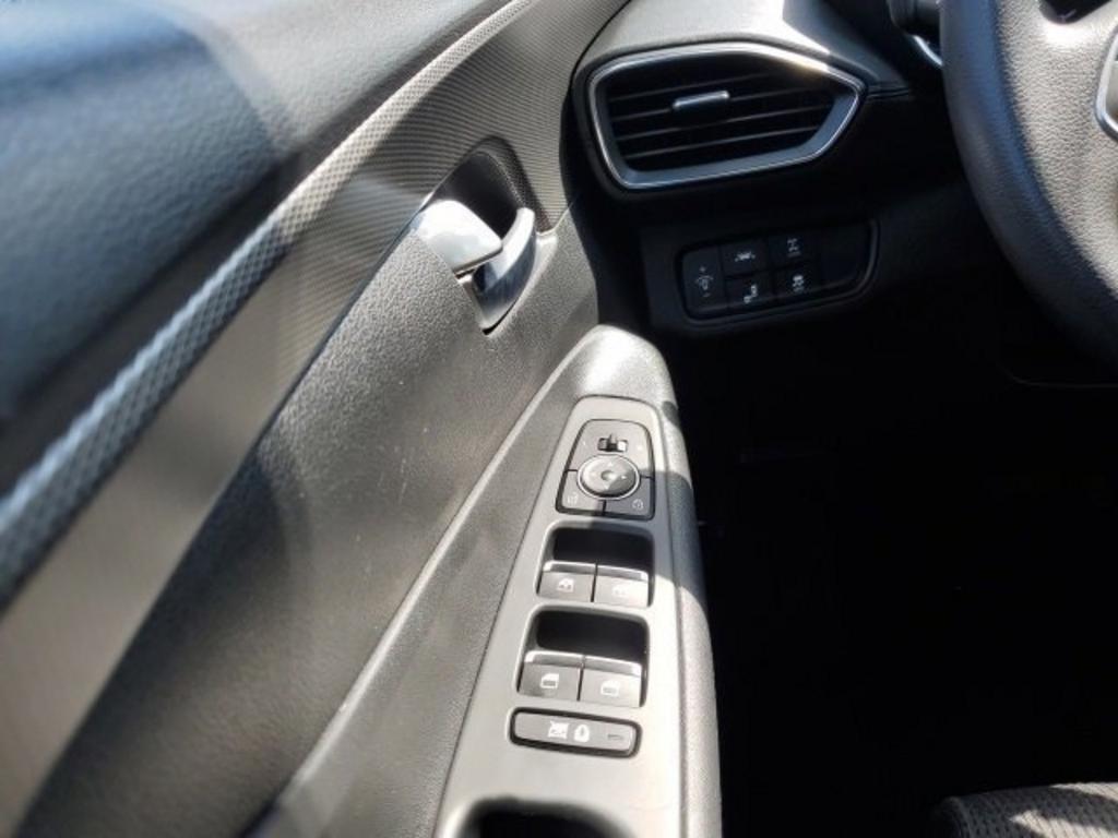 2020 Hyundai Santa Fe - $24,000