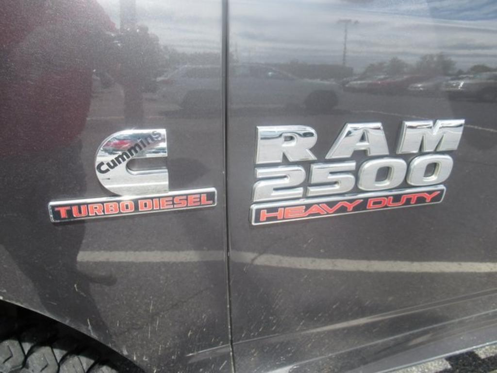 2016 Ram 2500 - $40,000