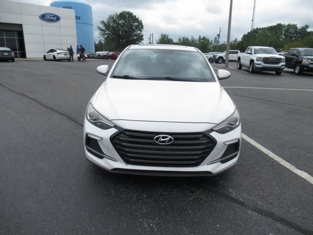 2018 Hyundai Elantra - $13,000