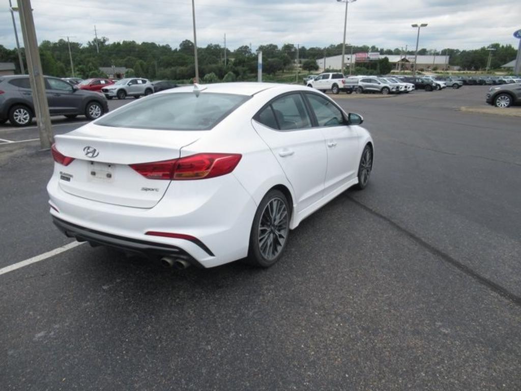 2018 Hyundai Elantra - $13,000