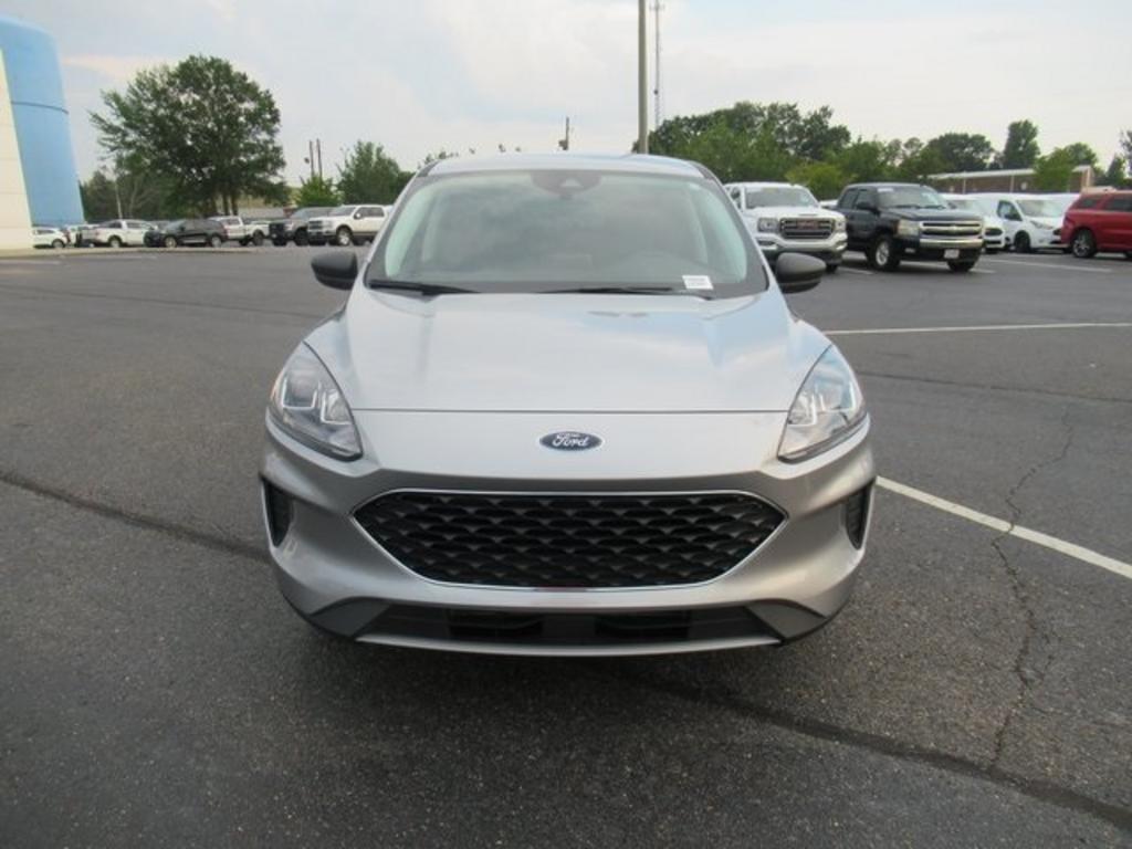 2022 Ford Escape - $28,500