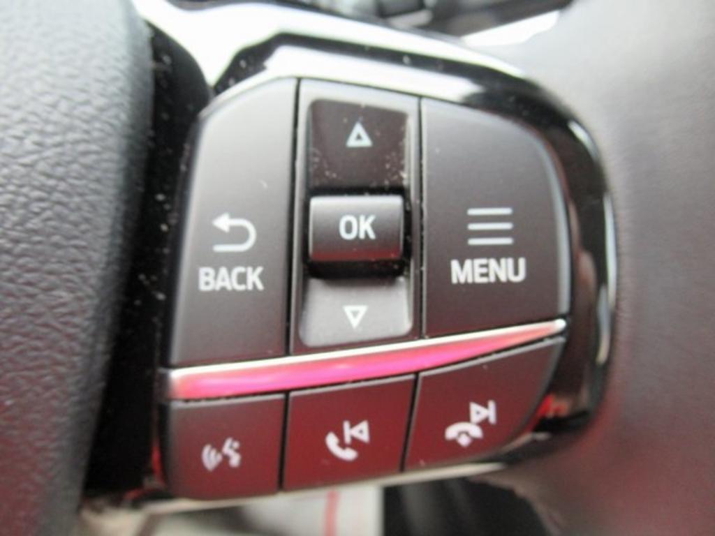 2022 Ford Escape - $28,500