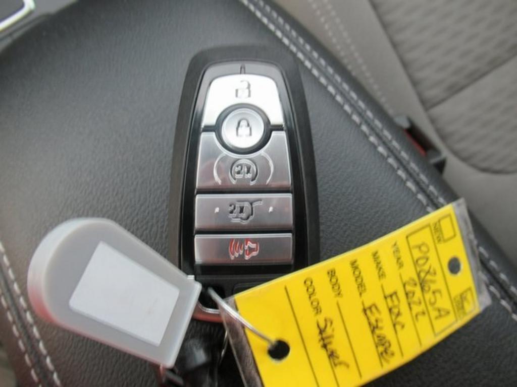 2022 Ford Escape - $28,500