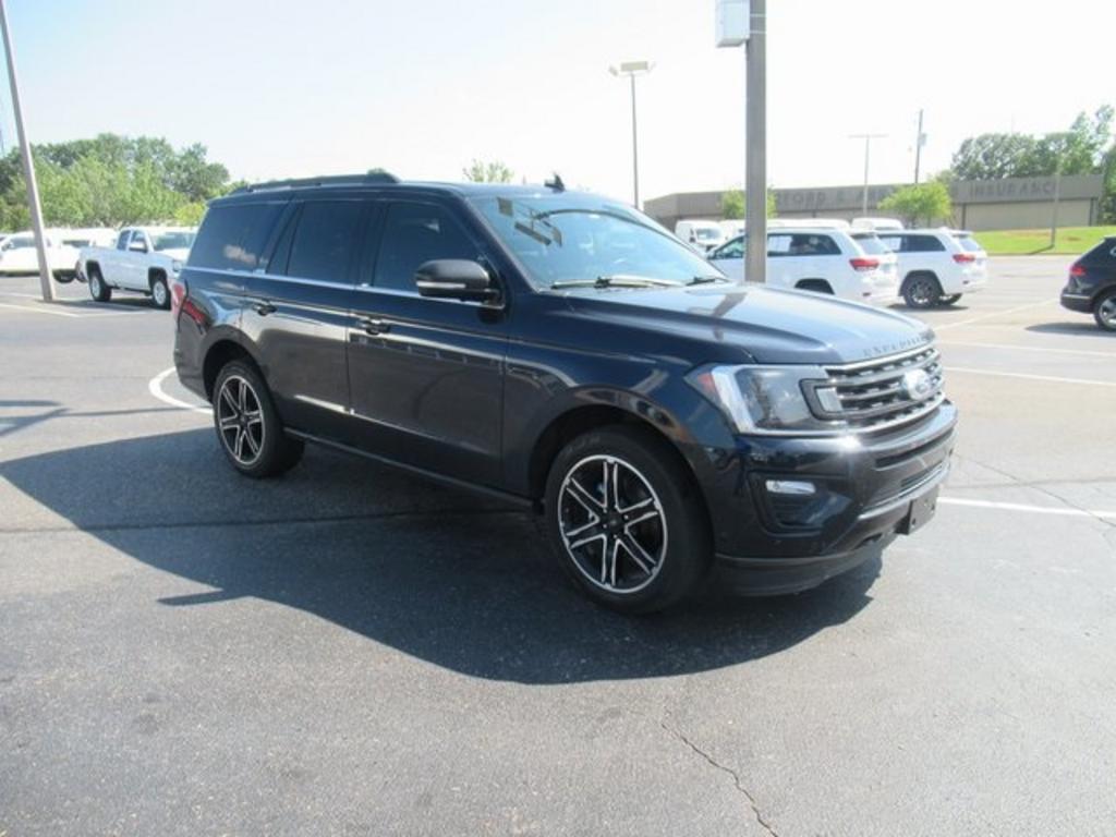 2021 Ford Expedition - $54,000