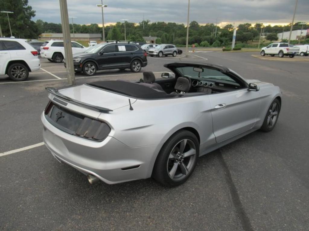 2015 Ford Mustang - $14,000
