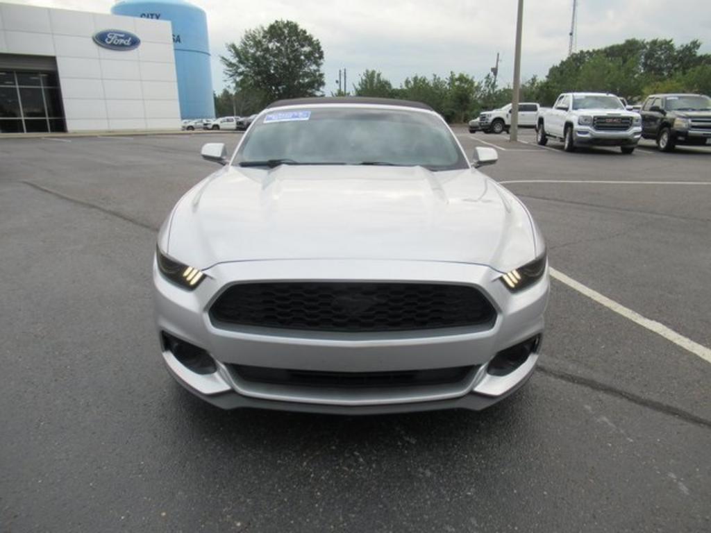 2015 Ford Mustang - $14,000