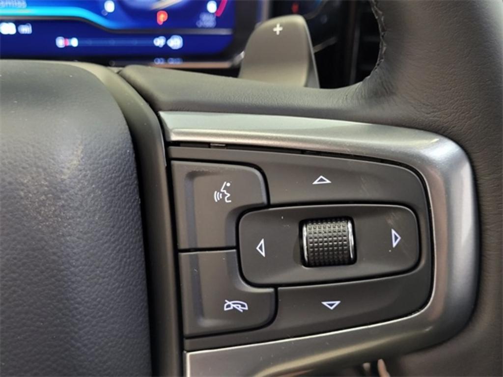 2023 Chevrolet Silverado 1500 LTZ photo