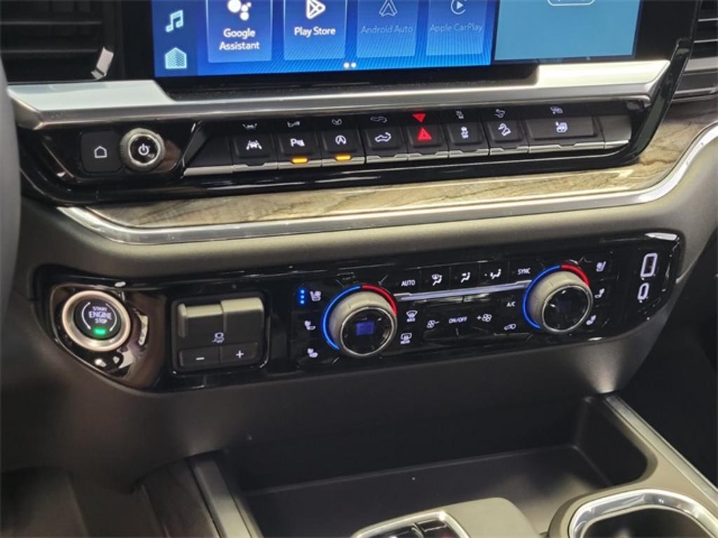 2023 Chevrolet Silverado 1500 LTZ photo
