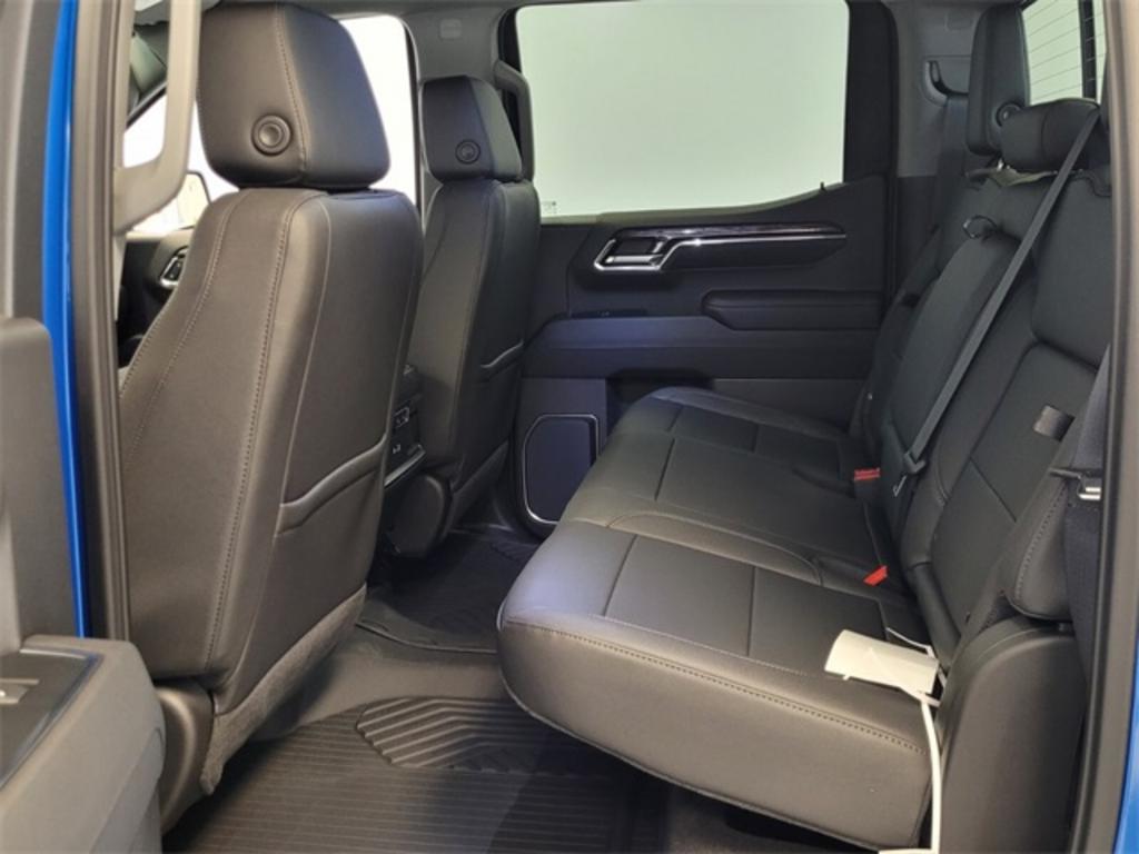 2023 Chevrolet Silverado 1500 LTZ photo