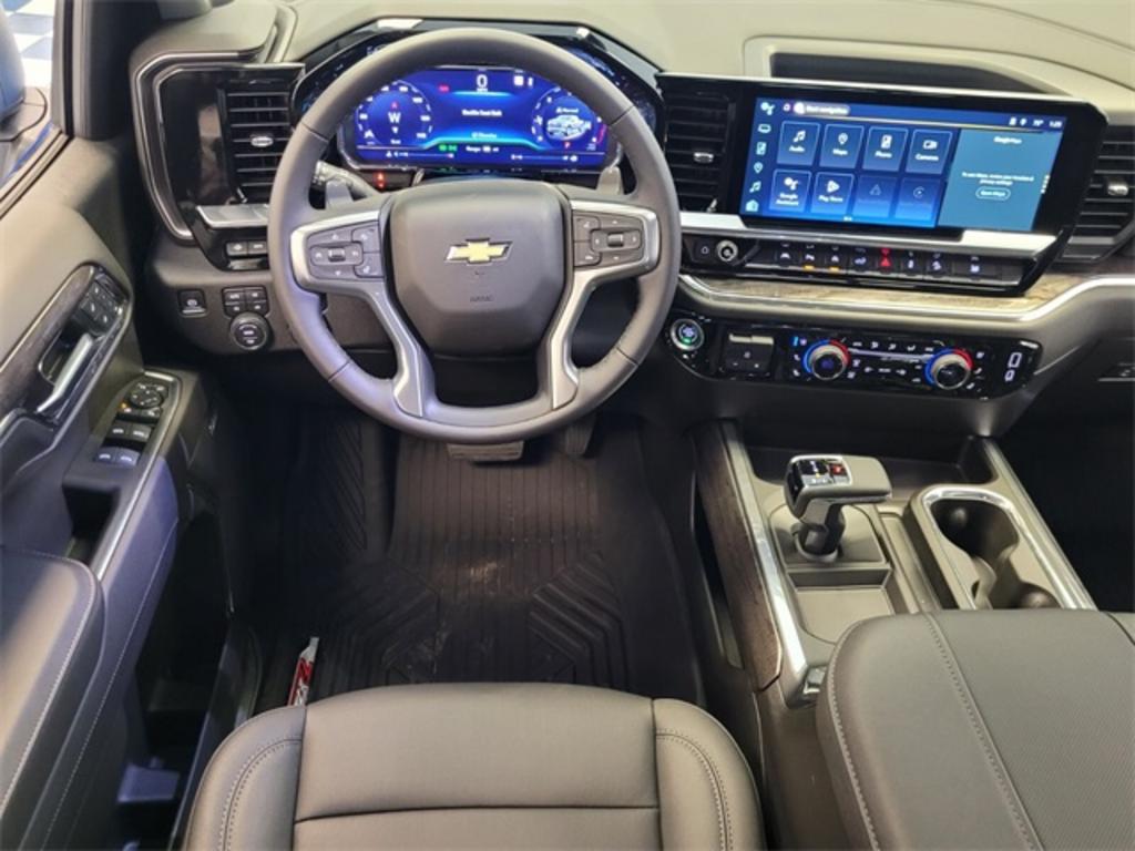 2023 Chevrolet Silverado 1500 LTZ photo