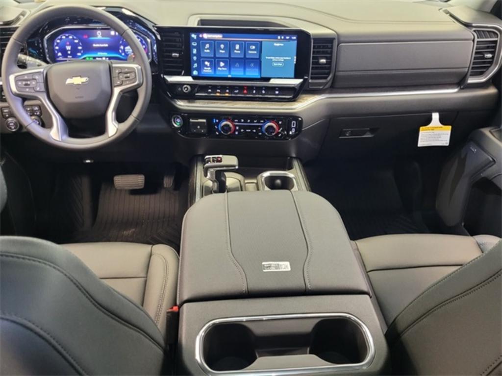 2023 Chevrolet Silverado 1500 LTZ photo