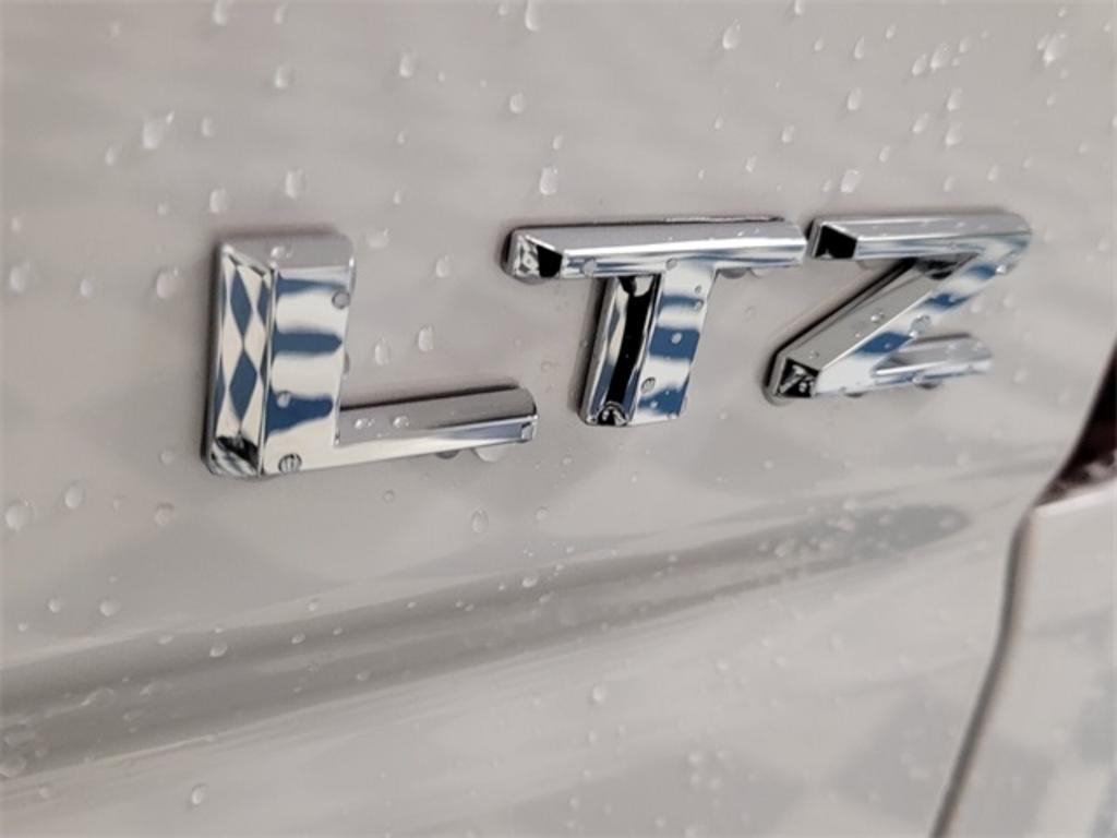 2023 Chevrolet Silverado 1500 LTZ photo