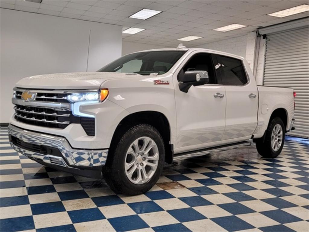 2023 Chevrolet Silverado 1500 LTZ photo