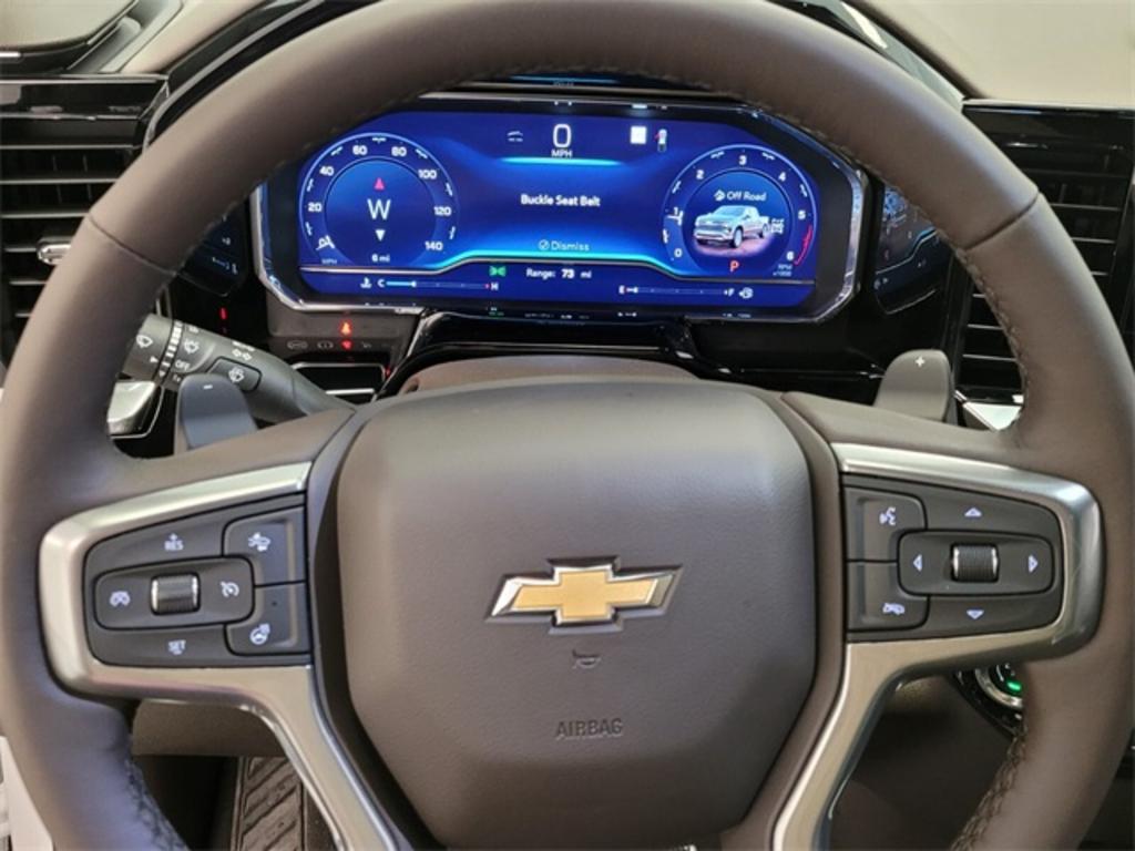 2023 Chevrolet Silverado 1500 LTZ photo