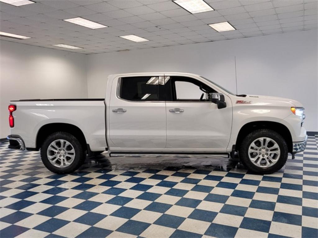 2023 Chevrolet Silverado 1500 LTZ photo
