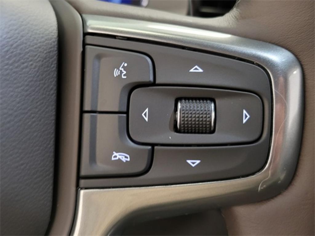 2023 Chevrolet Silverado 1500 LTZ photo
