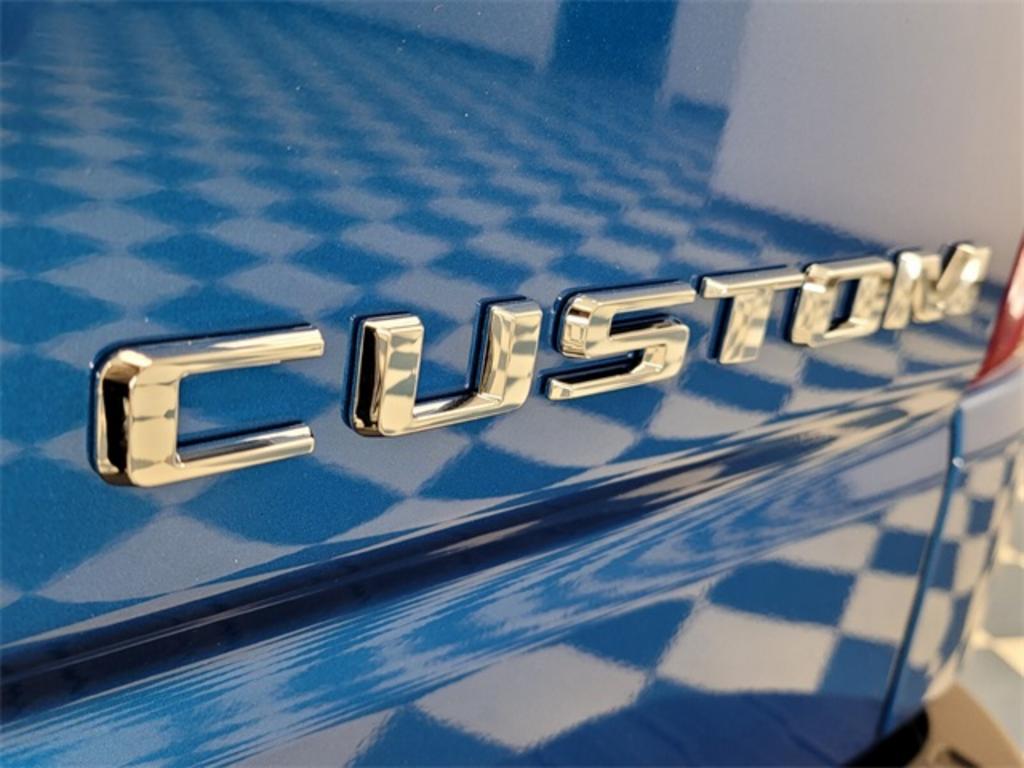 2023 Chevrolet Silverado 1500 Custom photo