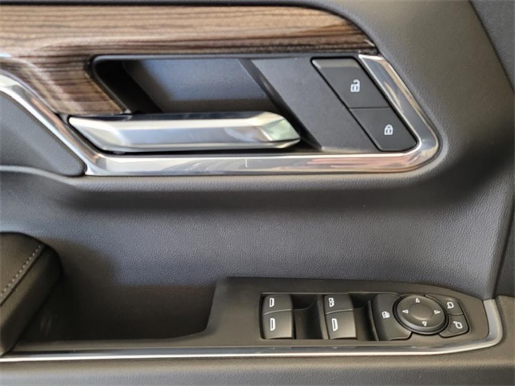 2023 Chevrolet Silverado 1500 LT Trail Boss photo