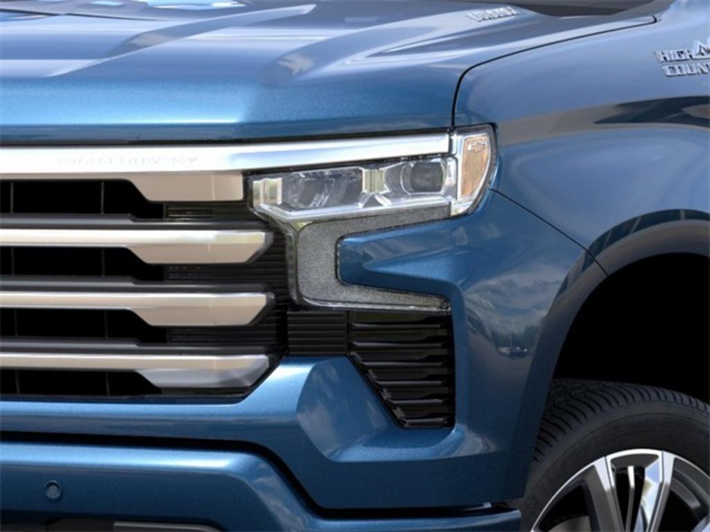 2023 Chevrolet Silverado - $67,900