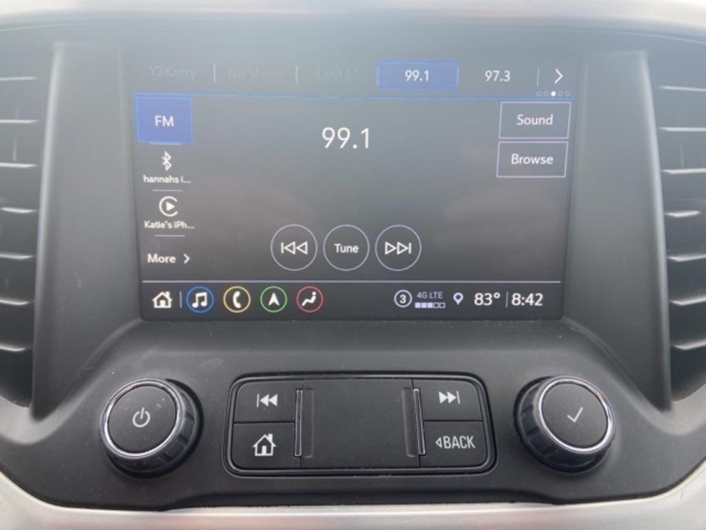 2022 GMC Acadia SLT photo