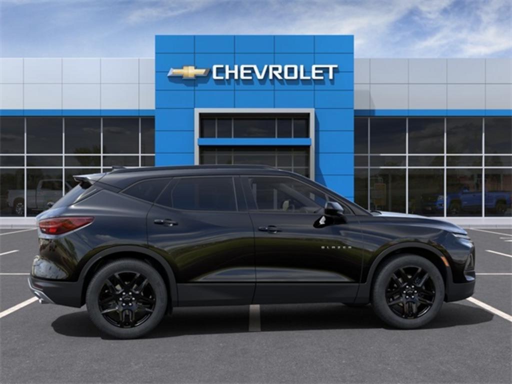 2023 Chevrolet Blazer - $35,900