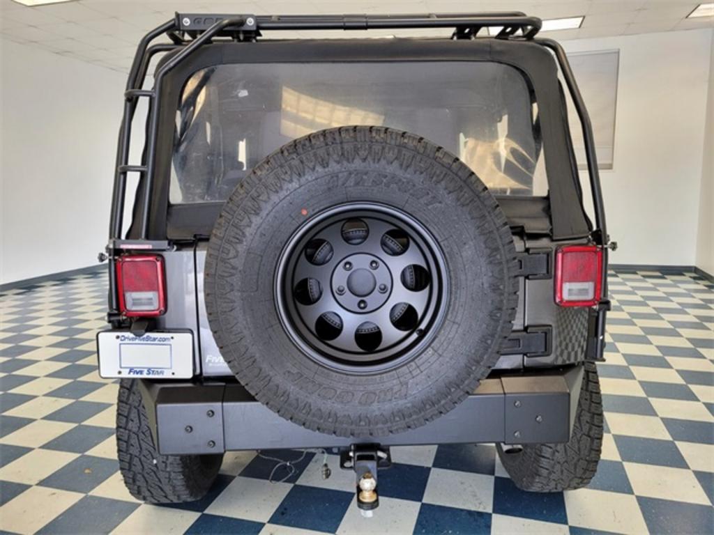 2017 Jeep Wrangler - $26,000