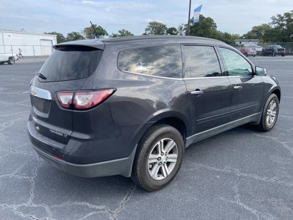 2015 Chevrolet Traverse - $18,000
