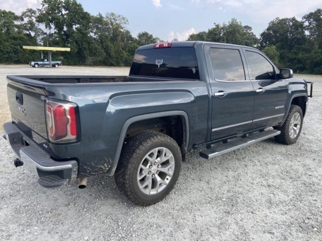 2018 GMC Sierra 1500 - $36,000