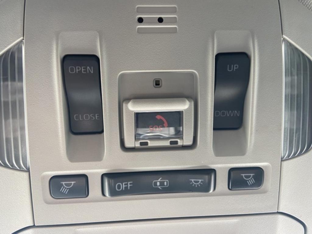 2020 Toyota Highlander - $31,000