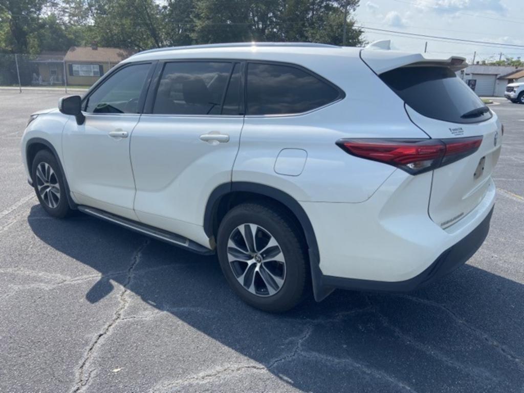 2020 Toyota Highlander - $31,000