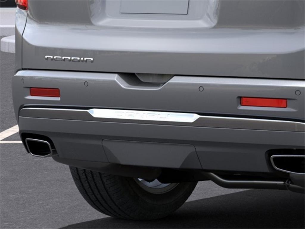 2023 GMC Acadia Denali photo