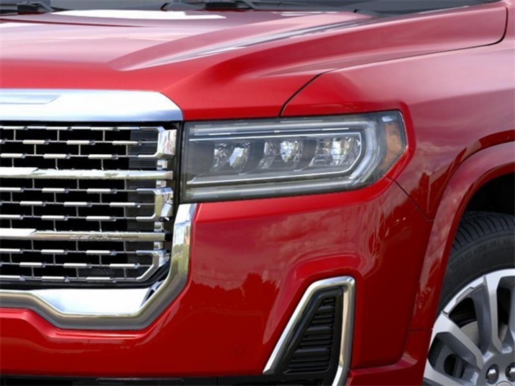 2023 GMC Acadia Denali photo