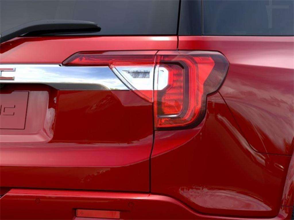 2023 GMC Acadia Denali photo