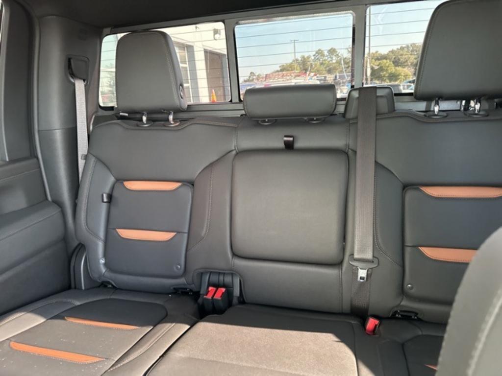 2023 GMC Sierra Hd - $77,000