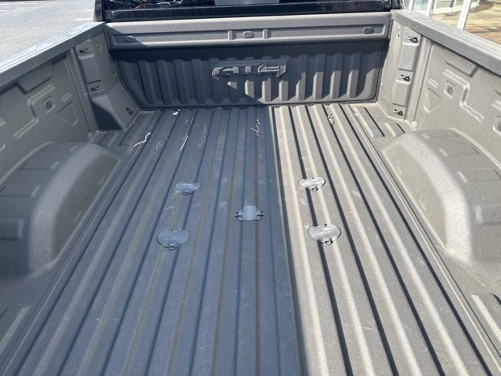 2023 GMC Sierra Hd - $77,000