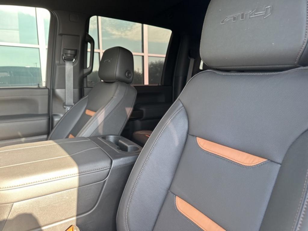 2023 GMC Sierra Hd - $77,000