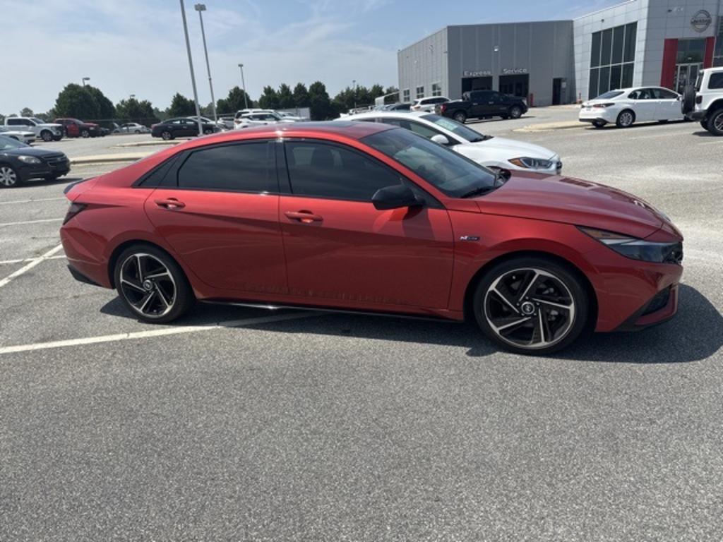 2022 Hyundai Elantra - $22,500