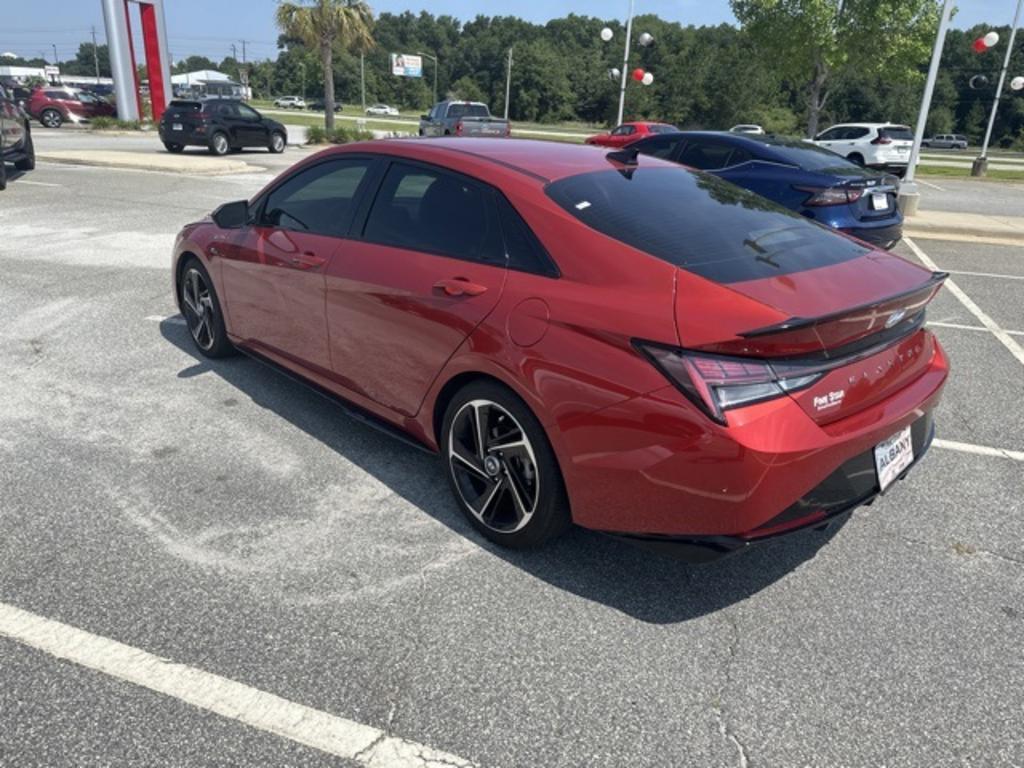 2022 Hyundai Elantra - $22,500