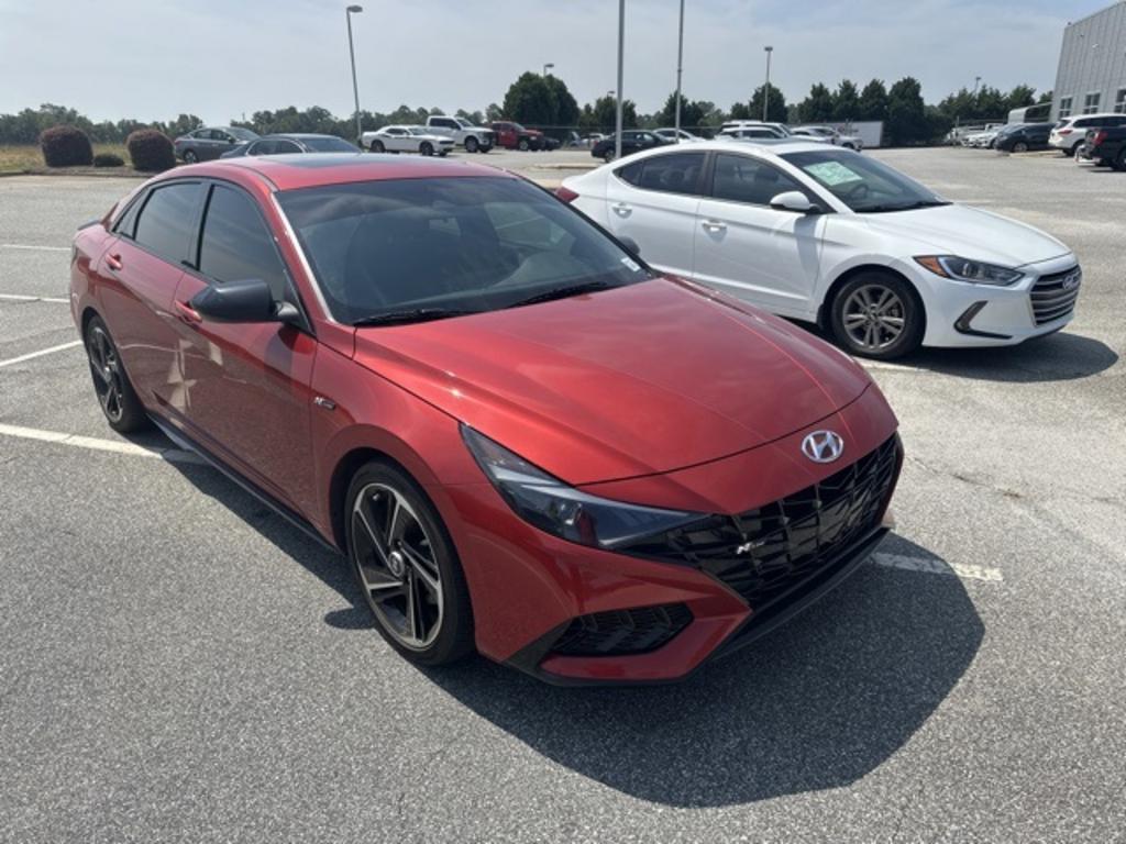 2022 Hyundai Elantra - $22,500