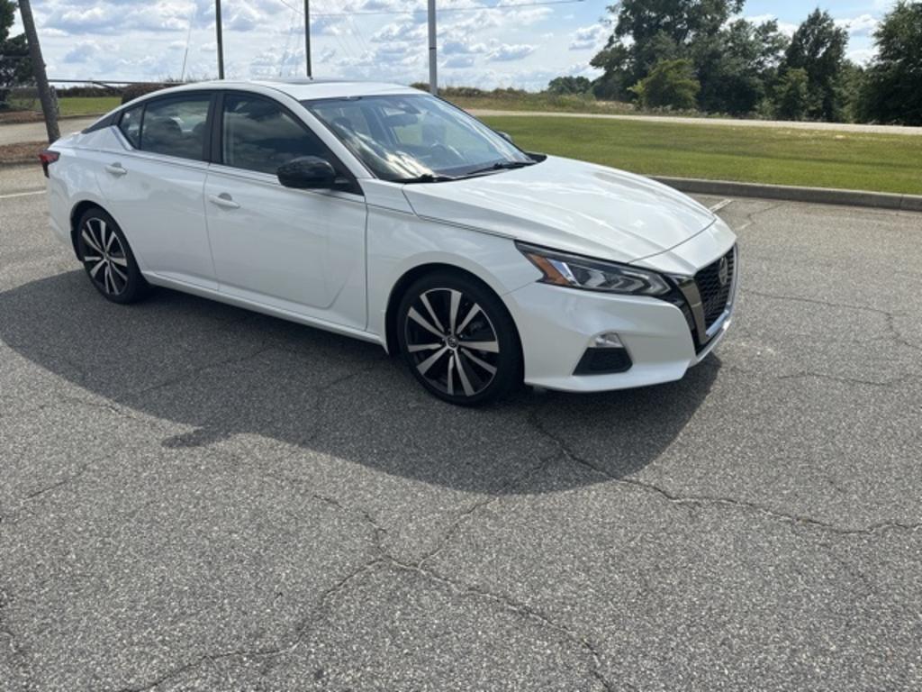 2021 Nissan Altima - $23,000